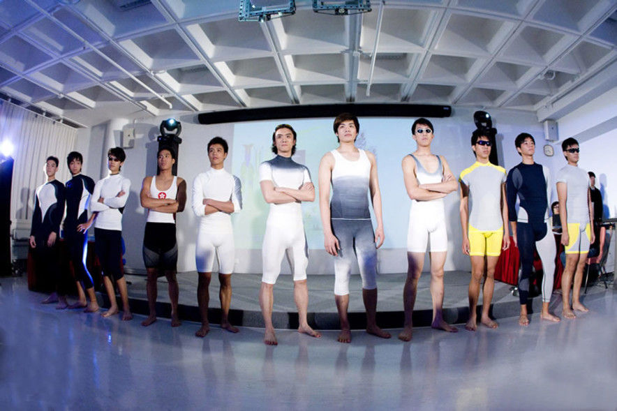 <p>The keynote lectures were followed by a practical application session, where athletes from the HKSI took the stage as models in a high-performance sportswear show to demonstrate the concept of advanced sportswear design.</p>
