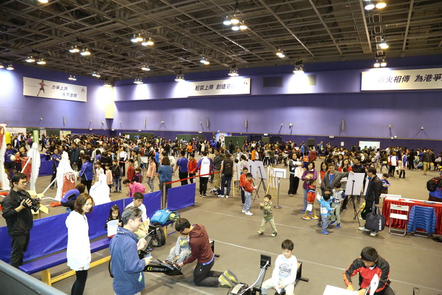 The HKSI hosted the Public Open Day on 19 February, which offered a chance for the public to meet local elite athletes in person, and to know more about their daily lives and the elite training system in Hong Kong.