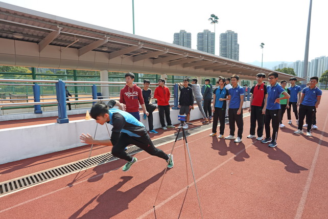 The HKSI arranged guided tours and fitness tests for teachers and students of the Elite Athlete-friendly School Network, the Partnership School Programme and the collaborating schools of HKSI’s partners.
