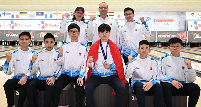 Silver Medal at Asian Junior Tenpin Bowling Championships 