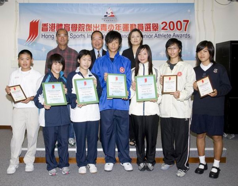 <p>(From left, back row) Presenters include Chu Hoi-kun, Executive Committee Chairman of the Hong Kong Sports Press Association, Victor Hui, Vice President of the Sports Federation &amp; Olympic Committee of Hong Kong, China, and Margaret Siu, Head of Coaching Support Services of the Hong Kong Sports Institute.&nbsp;(From left, front row) Golfer Yan Sibo (awarded certificate of merit), mentally handicapped swimmer Tang Suk-man (Awards&#39; recipient), squash player Au Wing-chi (Awards&#39; recipient), taekwondo player Chan Ngai-yeung (Awards&#39; recipient), fencers Fong Yi-tak (Awards&#39; recipient) and Au Sin-ying (awarded certificate of merit), as well as windsurfer Chan Hei-man (awarded certificate of merit).</p>
