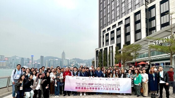 Local tour &ndash; Victoria Harbour delights

&nbsp;