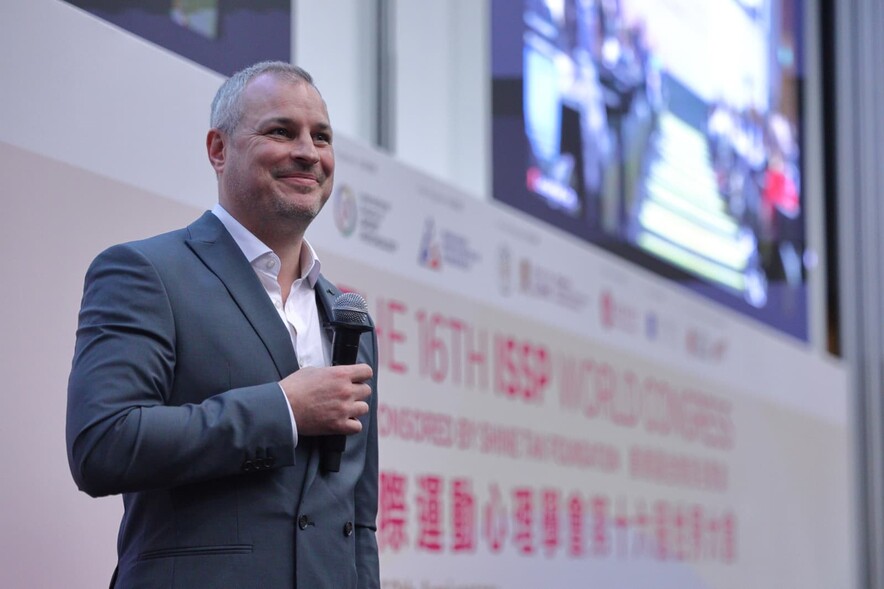 <p>來自University of Portsmouth的<strong>Chris Wagstaff教授</strong></p>
