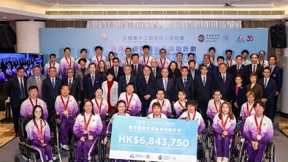 政務司司長<strong>陳國基先生</strong><strong>GBS IDSM