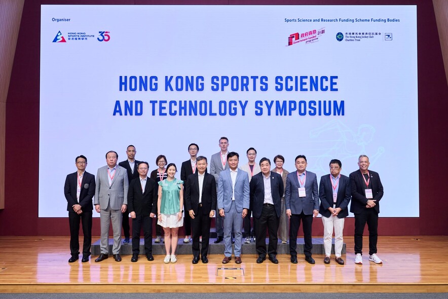 <p>Guests and speakers took a group photo at the Closing Ceremony of the Hong Kong Sports Science and Technology Symposium.</p>

<p>&nbsp;</p>
