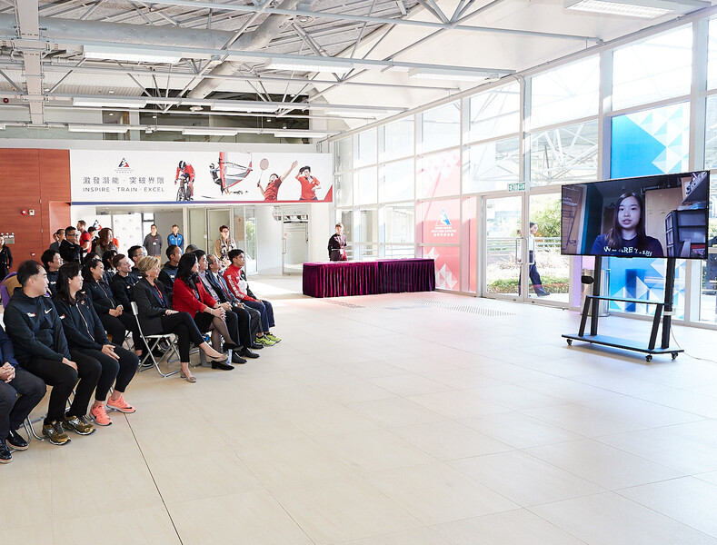 <p>Elite gymnast Ng Yan-yin, who graduated from BSocSc (Hons) in Sports and Recreation Management at The Technological and Higher Education Institute of Hong Kong (THEi), shared the benefits of dual career pathway and her experiences at THEi.</p>
