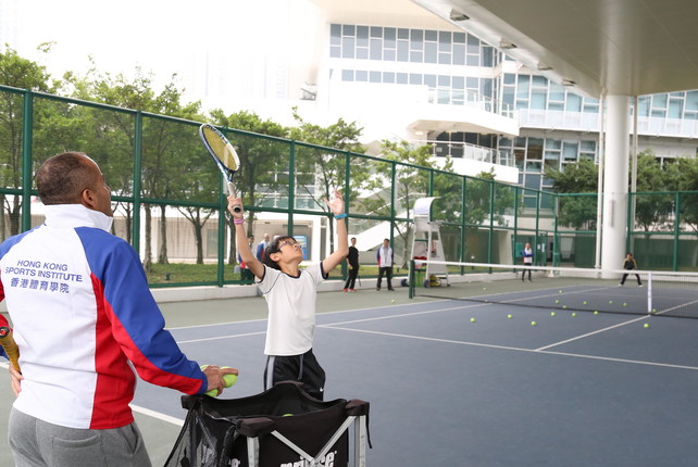 市民可以在體院開放日觀看乒乓球、空手道、網球等不同精英體育項目的運動員示範，及接受相關技術指導。