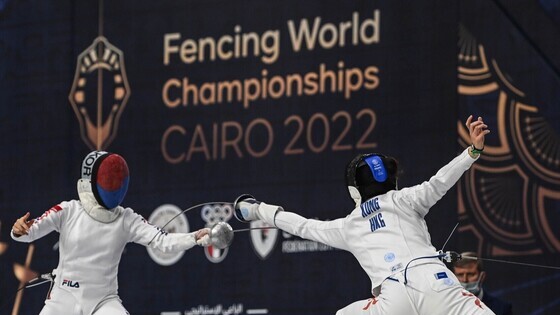 江旻憓 （右）&nbsp;（圖片來源：International Fencing