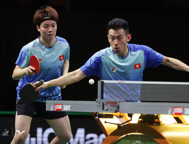 杜凱琹（左）及黃鎮廷（圖片來源：World Table Tennis）