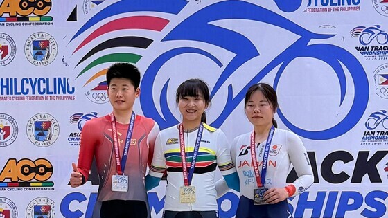 (Middle) Lee Sze-wing (Photo: The Cycling Association of Hong Kong,