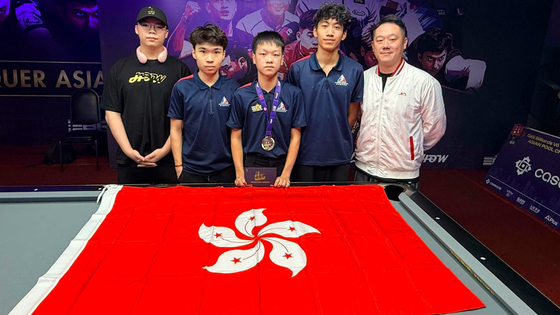 （中）刘尚曦（图片来源：中国香港桌球总会）